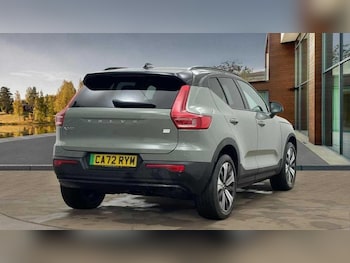 Used Volvo XC40 2022 for sale - 76895617: Photo