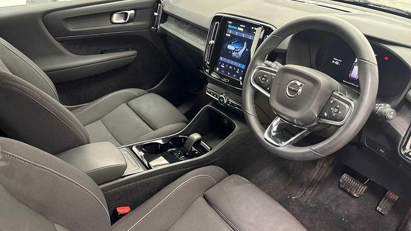 Used Volvo XC40 2022 for sale - 76895617: Photo 9