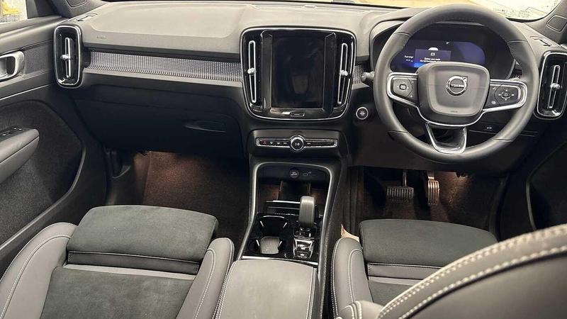 Used Volvo XC40 2022 for sale - 77152117: Photo 10