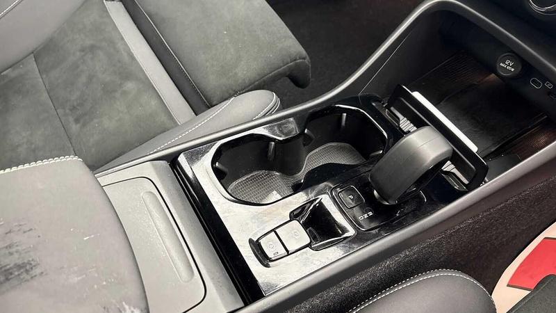 Used Volvo XC40 2022 for sale - 77152117: Photo 31