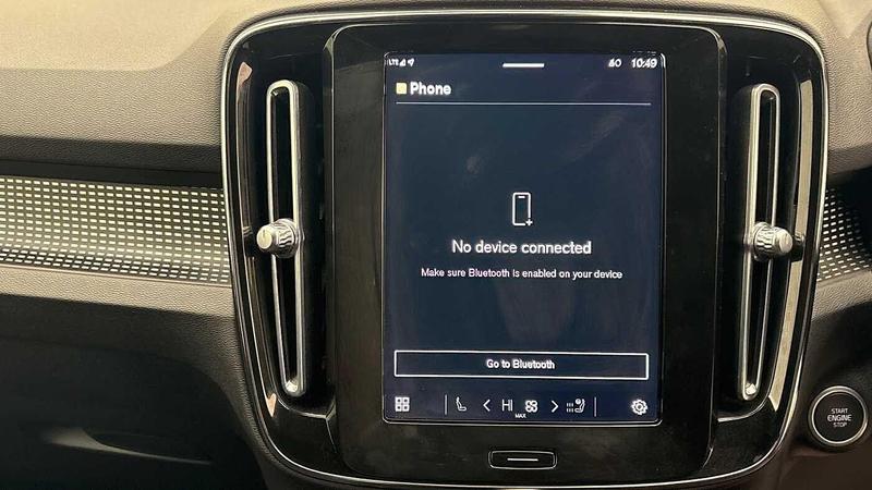 Used Volvo XC40 2022 for sale - 77152117: Photo 37