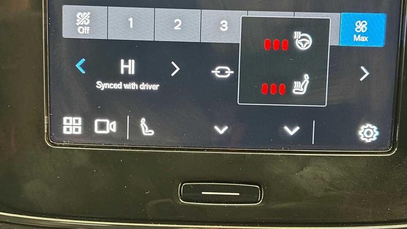 Used Volvo XC40 2022 for sale - 77152117: Photo 40