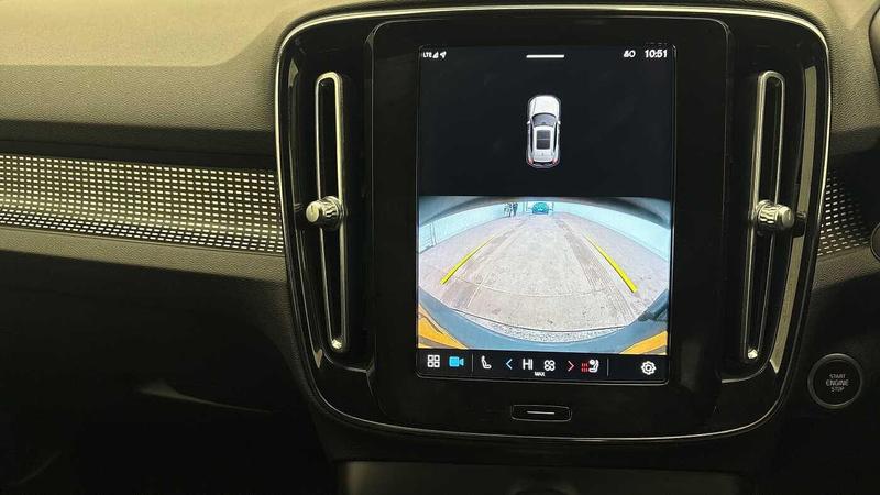 Used Volvo XC40 2022 for sale - 77152117: Photo 41