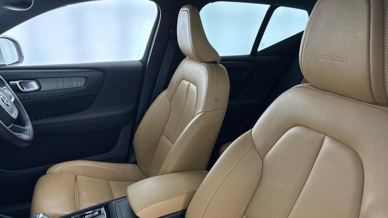 Used Volvo XC40 2020 for sale - 77055895: Photo 36
