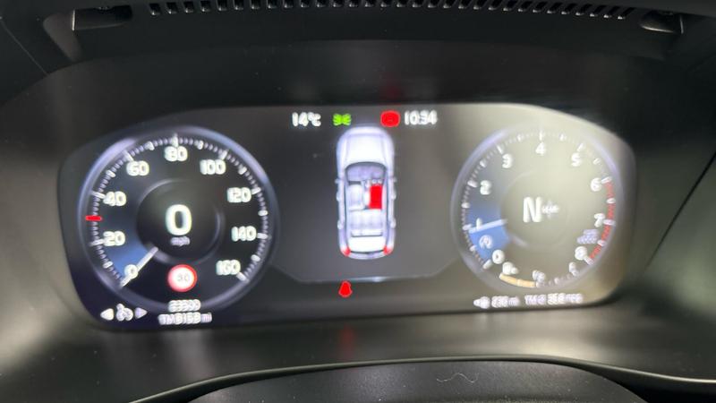 Used Volvo XC40 2021 for sale - 77258469: Photo 11