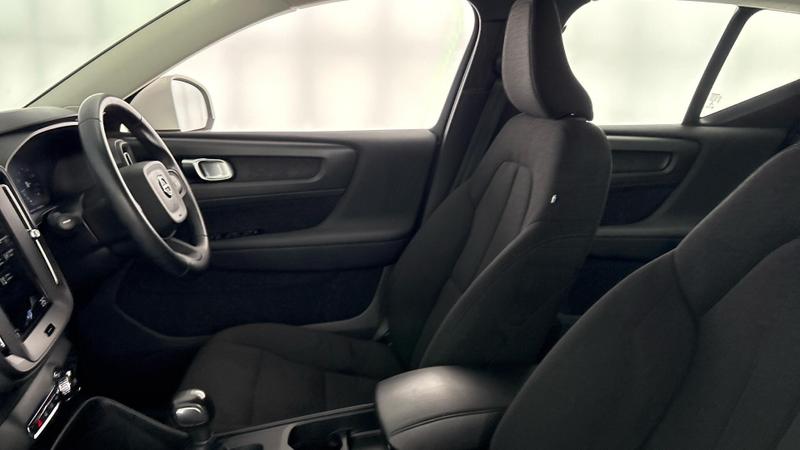 Used Volvo XC40 2021 for sale - 77258469: Photo 31