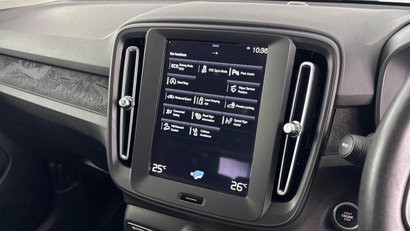 Used Volvo XC40 2021 for sale - 77258469: Photo 7