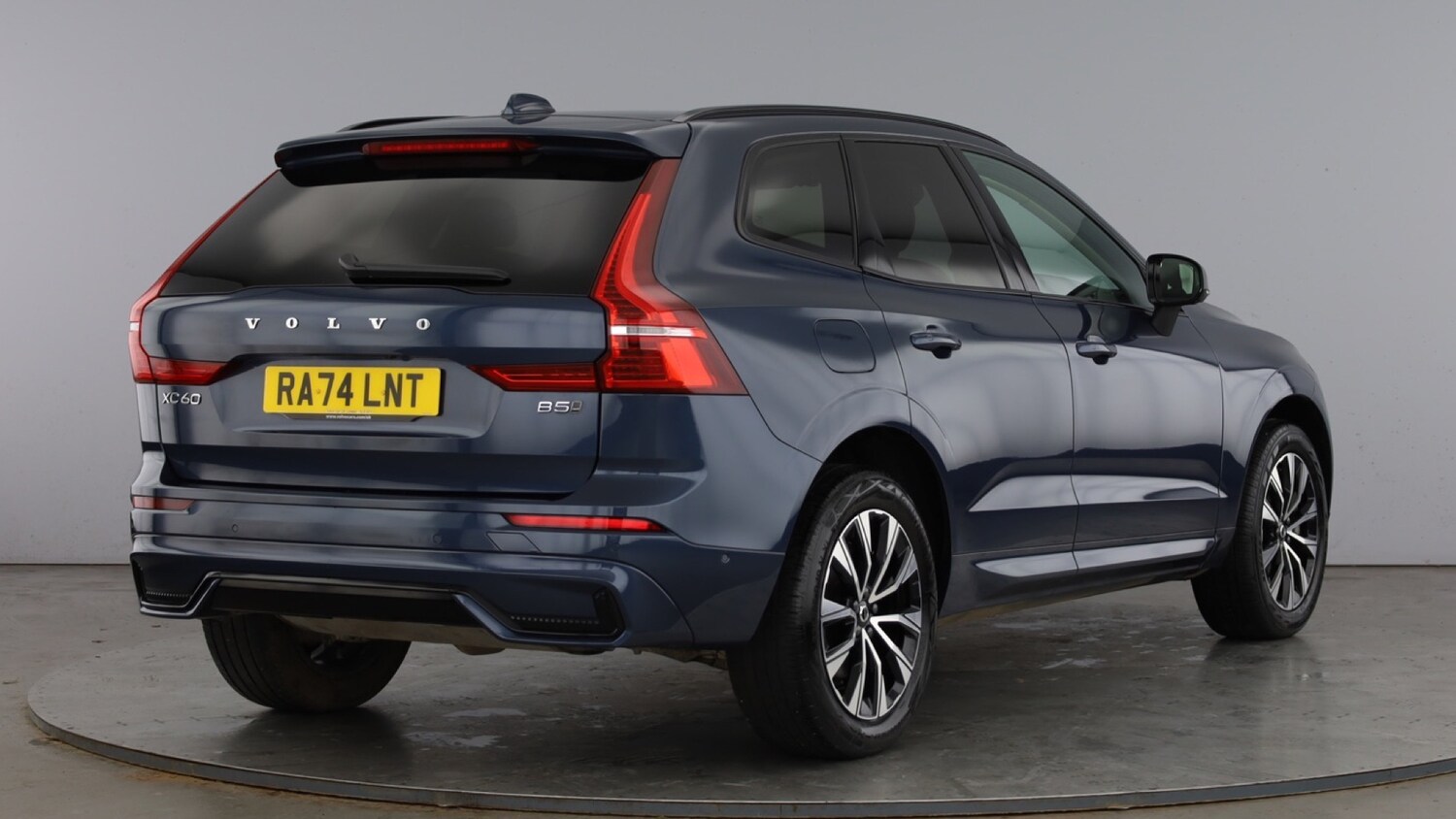 Used Volvo XC60 2025 for sale - 77602715: Photo 16