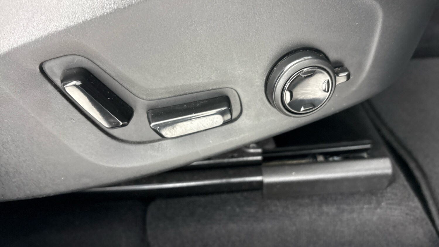 Used Volvo XC60 2025 for sale - 77602715: Photo 19