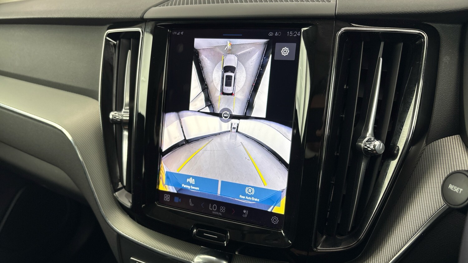 Used Volvo XC60 2025 for sale - 77602715: Photo 29