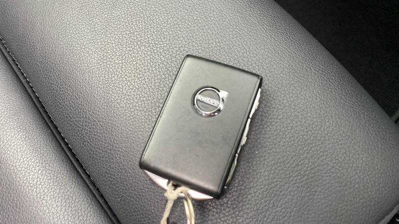 Used Volvo XC40 2025 for sale - 76631240: Photo 13