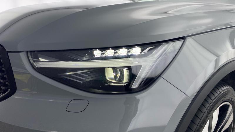 Used Volvo XC40 2025 for sale - 76631240: Photo 40