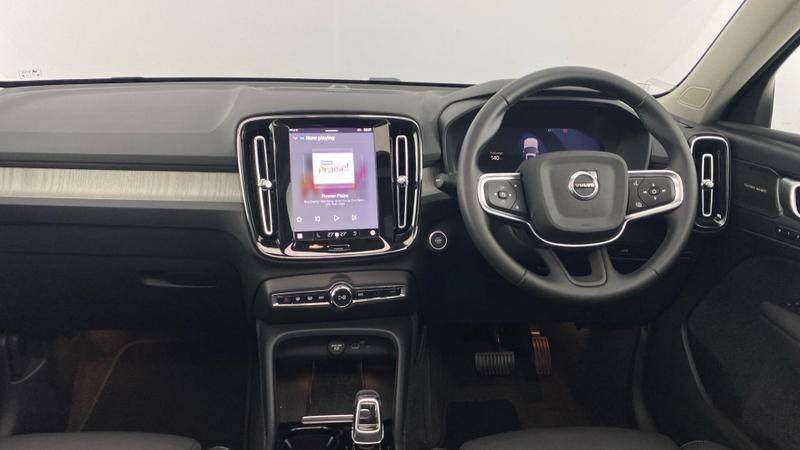 Used Volvo XC40 2025 for sale - 76631240: Photo 8