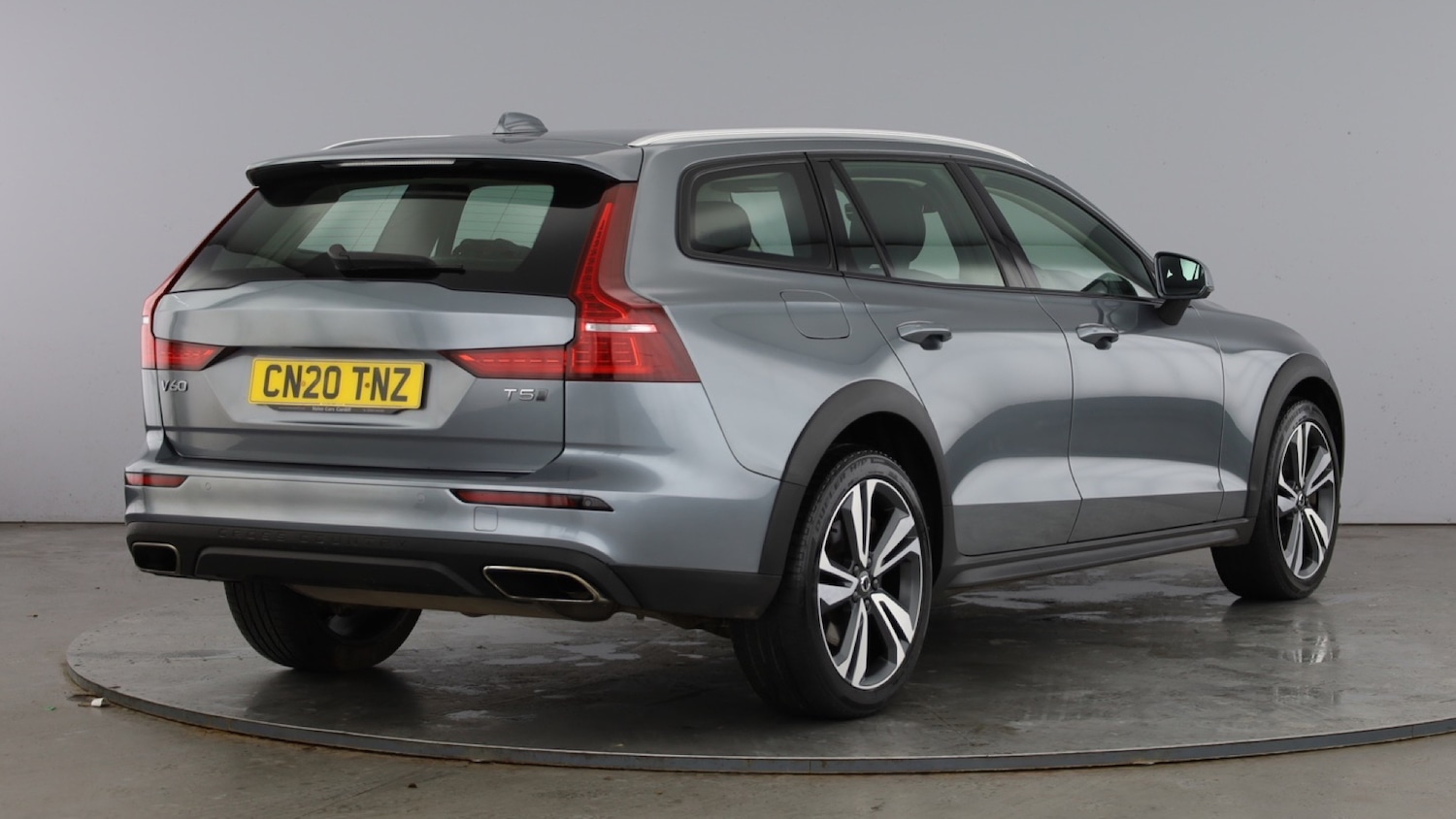 Used Volvo V60 2020 for sale - 77931852: Photo 16