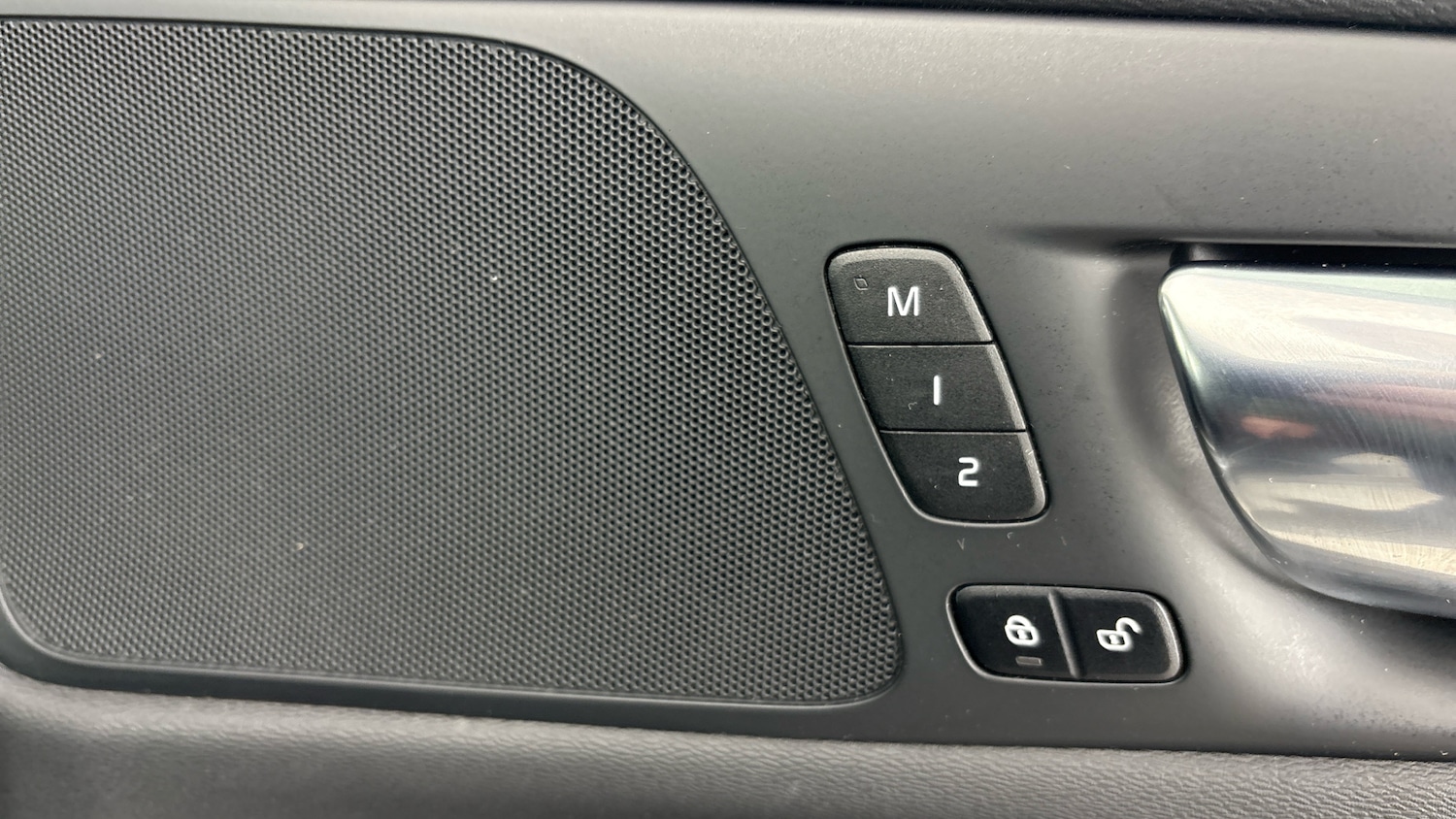 Used Volvo V60 2020 for sale - 77931852: Photo 18