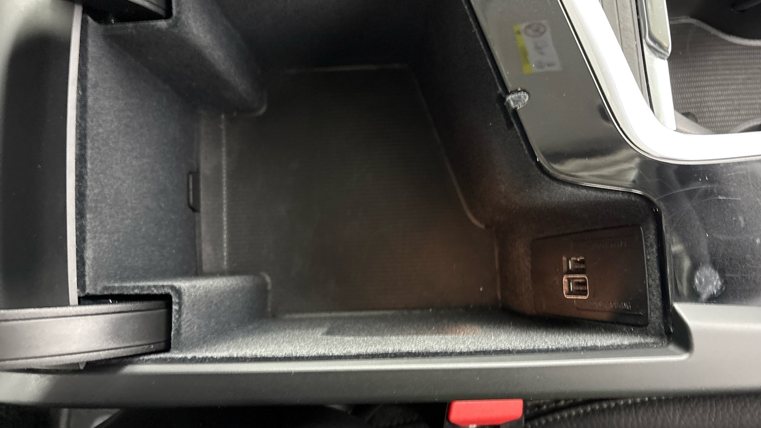 Used Volvo V60 2020 for sale - 77931852: Photo 24