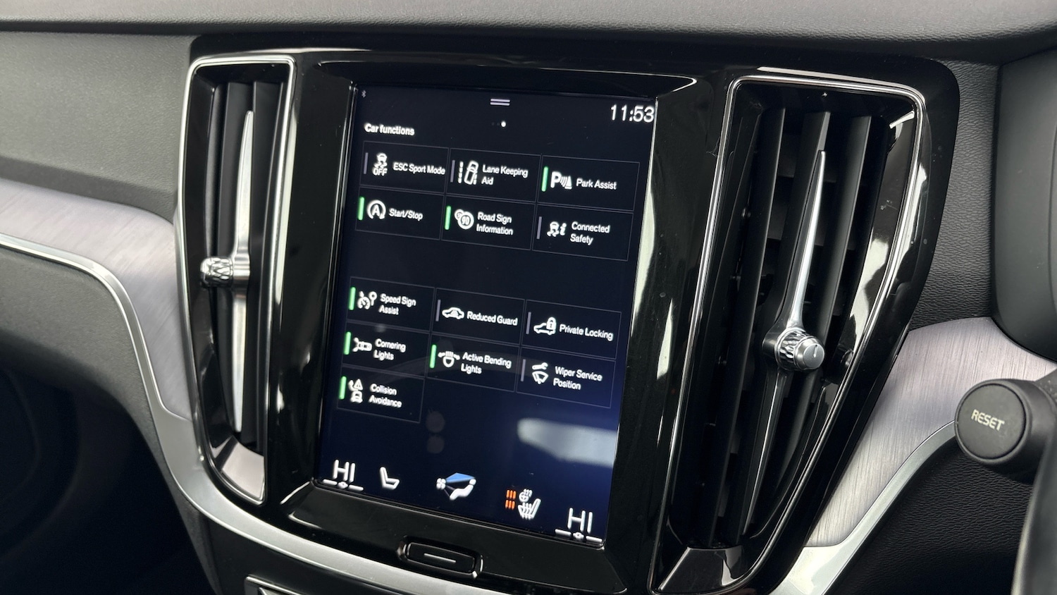 Used Volvo V60 2020 for sale - 77931852: Photo 8