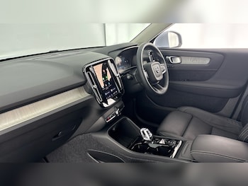 Used Volvo XC40 2025 for sale - 78486183: Photo