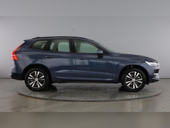 Used Volvo XC60 2023 for sale - 77152131: Photo