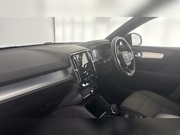 Used Volvo XC40 2021 for sale - 79420916: Photo