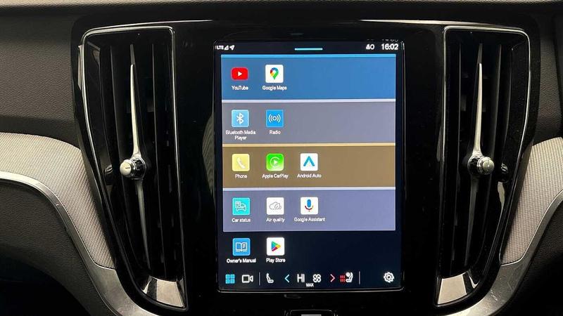 Used Volvo V60 2025 for sale - 77312677: Photo 11