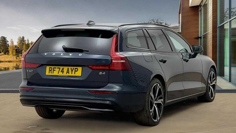 Used Volvo V60 2025 for sale - 77312677: Photo 3