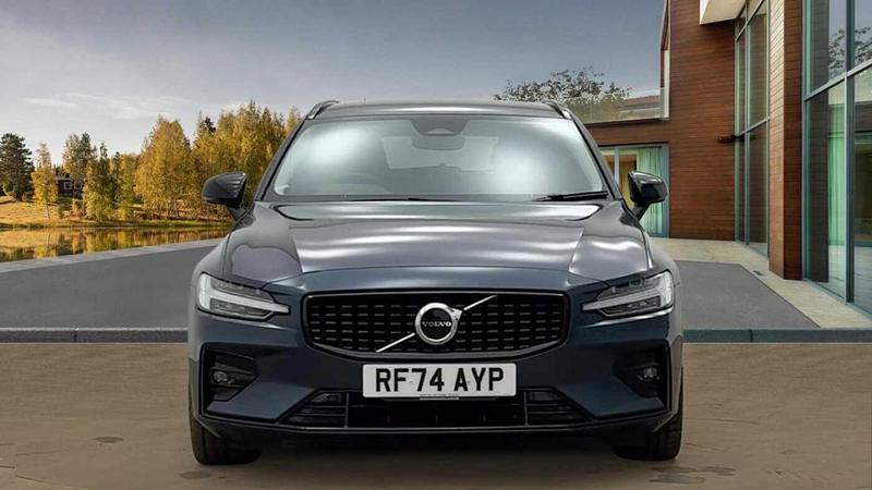 Used Volvo V60 2025 for sale - 77312677: Photo 8