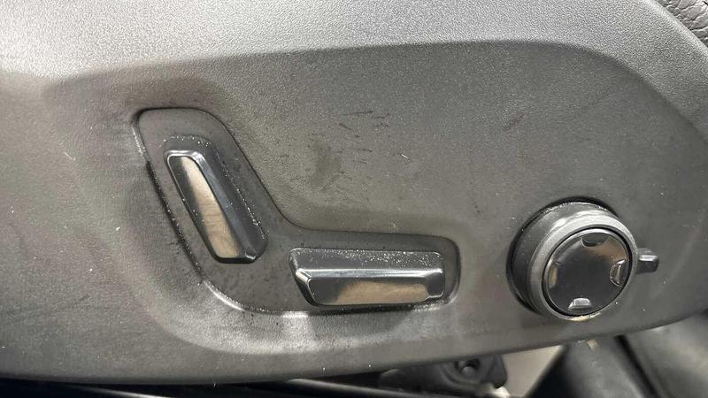 Used Volvo XC60 2025 for sale - 76931205: Photo 27