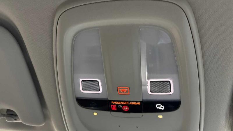 Used Volvo XC60 2025 for sale - 76931205: Photo 32