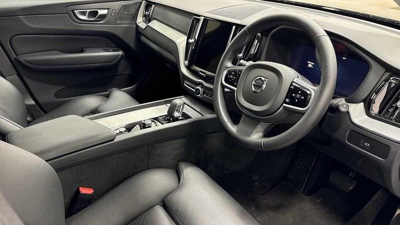 Used Volvo XC60 2025 for sale - 76931205: Photo 9