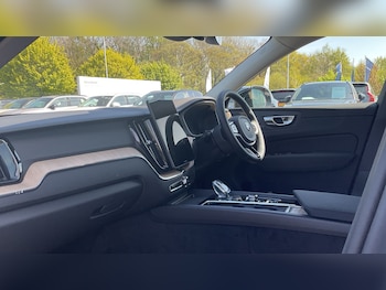 Used Volvo XC60 2026 for sale - 79030256: Photo