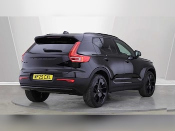 Used Volvo XC40 2025 for sale - 76055998: Photo