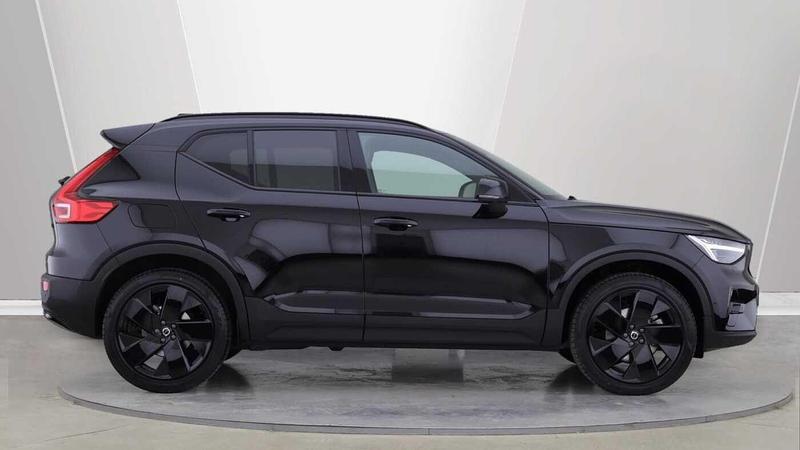 Used Volvo XC40 2025 for sale - 76055998: Photo 3