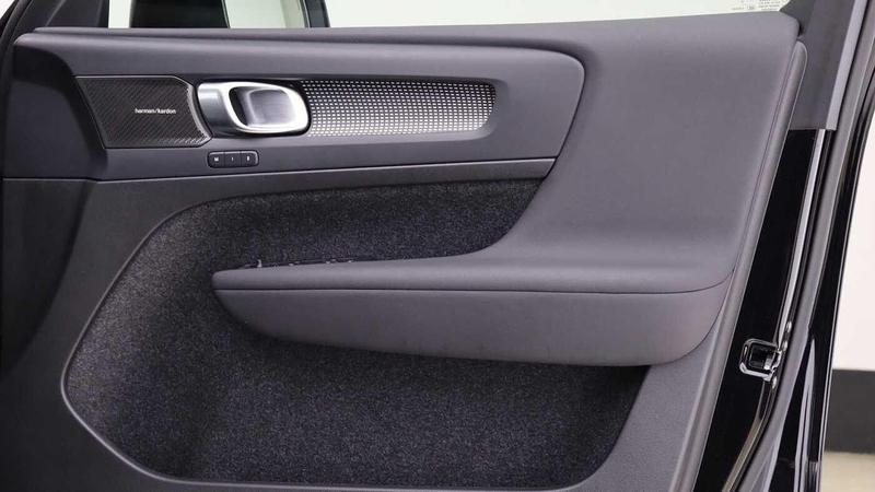 Used Volvo XC40 2025 for sale - 76055998: Photo 31