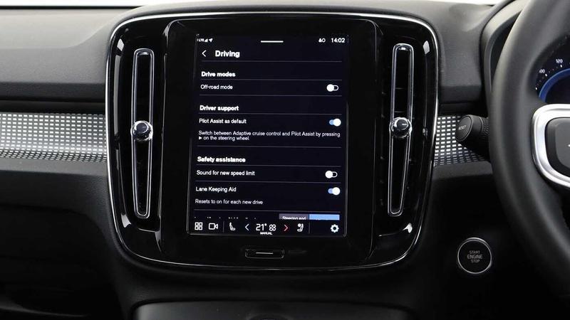 Used Volvo XC40 2025 for sale - 76055998: Photo 39