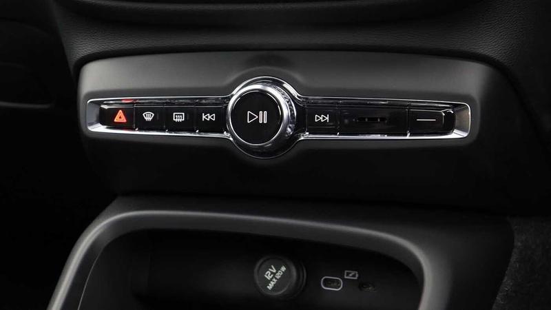Used Volvo XC40 2025 for sale - 76055998: Photo 45