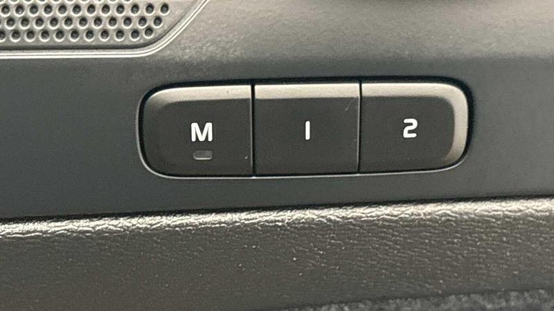 Used Volvo XC40 2022 for sale - 77301229: Photo 25