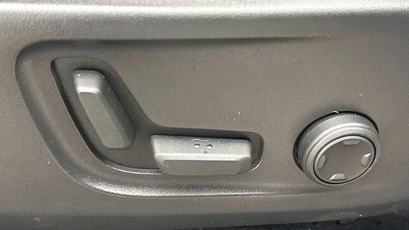 Used Volvo XC40 2022 for sale - 77301229: Photo 27