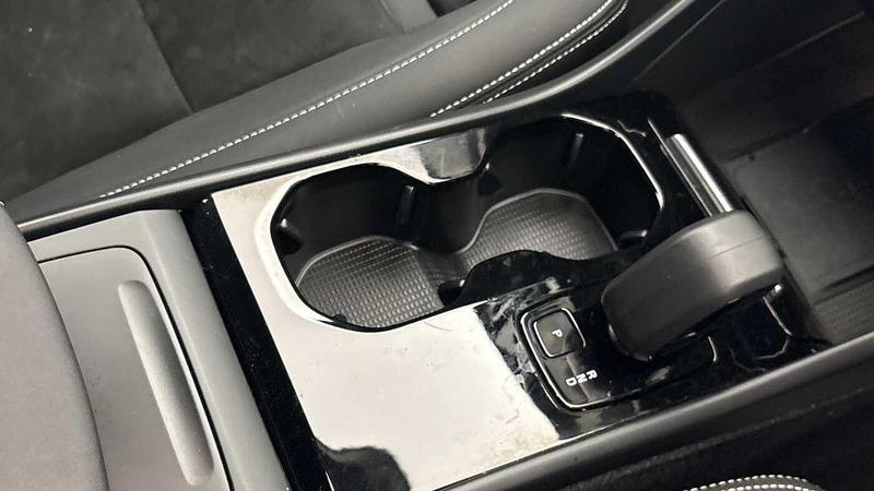 Used Volvo XC40 2022 for sale - 77301229: Photo 31