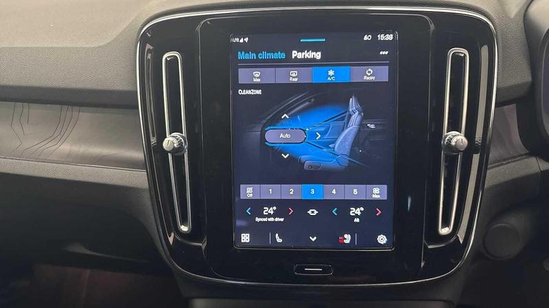 Used Volvo XC40 2022 for sale - 77301229: Photo 38