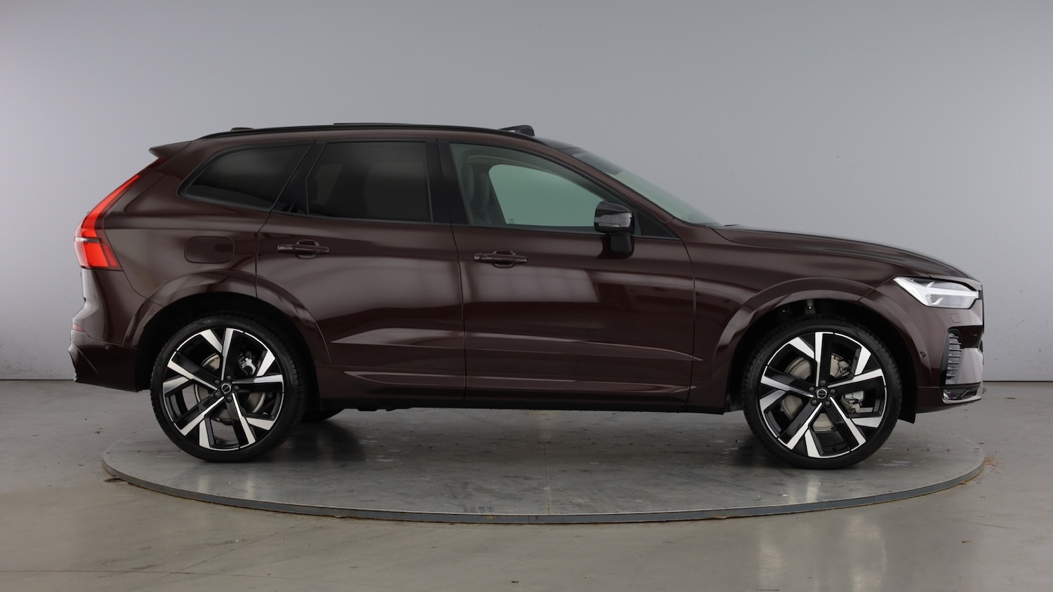 Used Volvo XC60 2025 for sale - 77718152: Photo 4