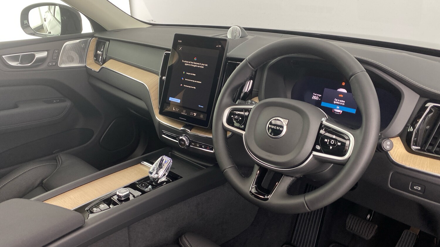 Used Volvo XC60 2025 for sale - 77718152: Photo 6