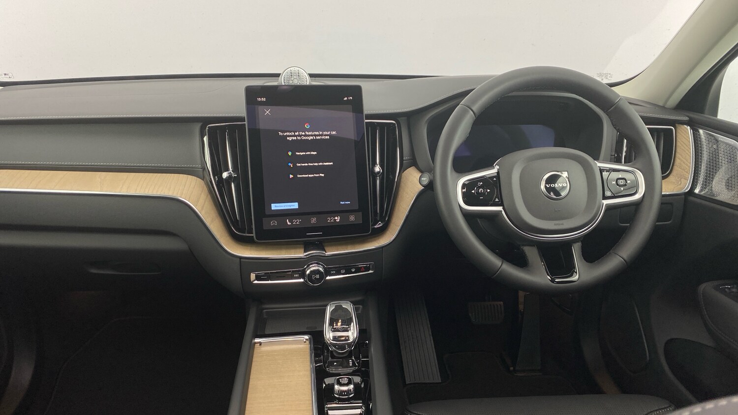 Used Volvo XC60 2025 for sale - 77718152: Photo 9