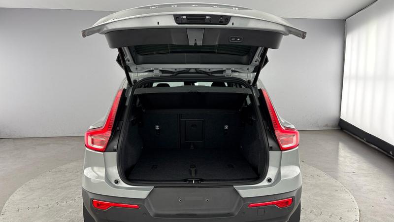 Used Volvo XC40 2024 for sale - 77339870: Photo 12