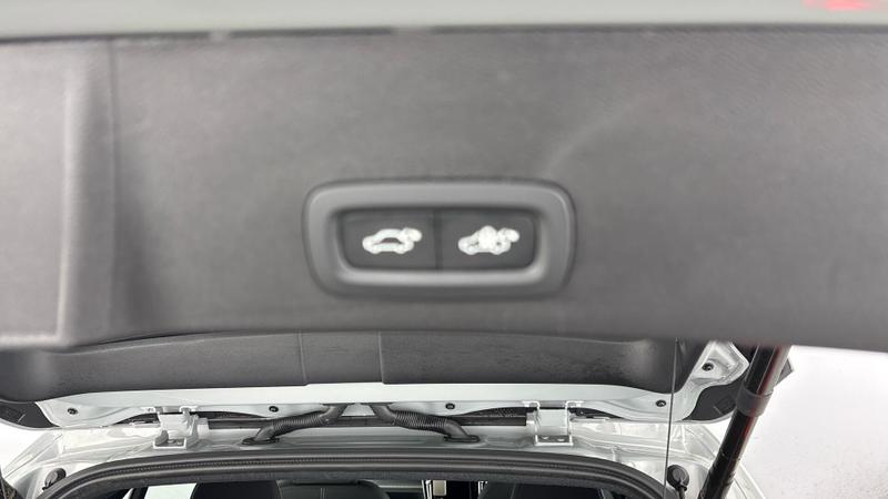 Used Volvo XC40 2024 for sale - 77339870: Photo 17