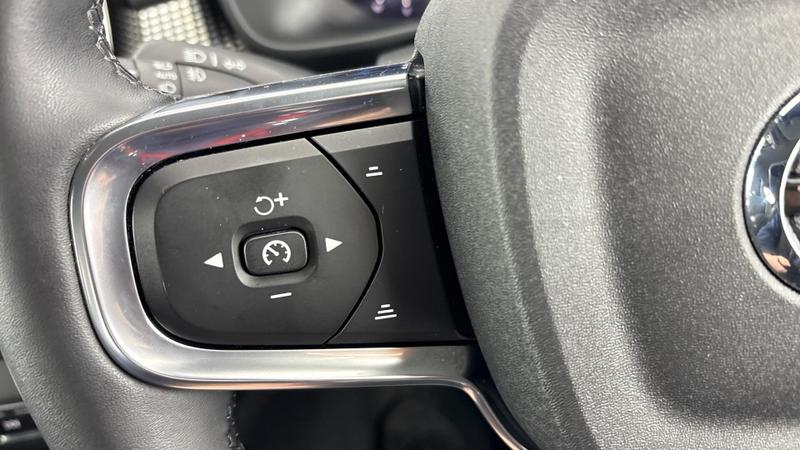 Used Volvo XC40 2024 for sale - 77339870: Photo 23