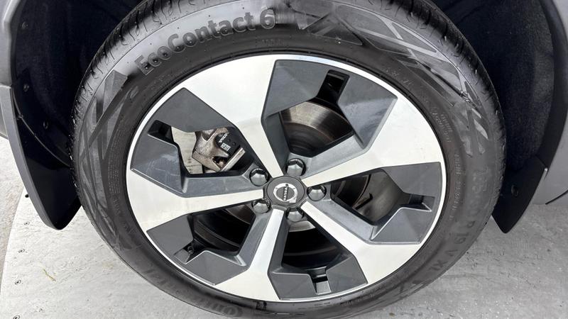 Used Volvo XC40 2024 for sale - 77339870: Photo 33