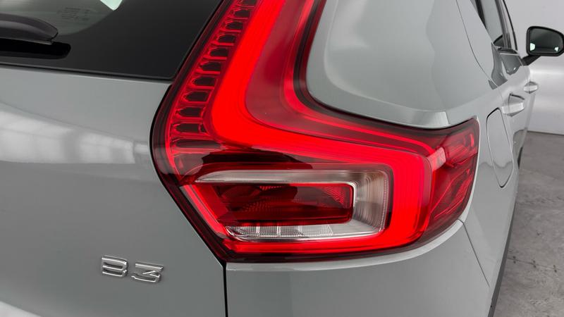 Used Volvo XC40 2024 for sale - 77339870: Photo 35