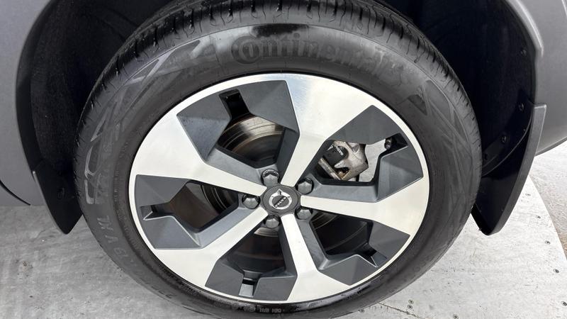 Used Volvo XC40 2024 for sale - 77339870: Photo 36