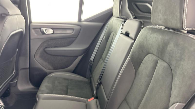 Used Volvo XC40 2024 for sale - 77339870: Photo 37
